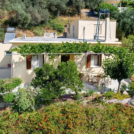 Casa Alta 2-bedroom House 度假居 Manoliopoulon