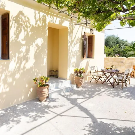 Casa Alta 2-bedroom House Manoliopoulon